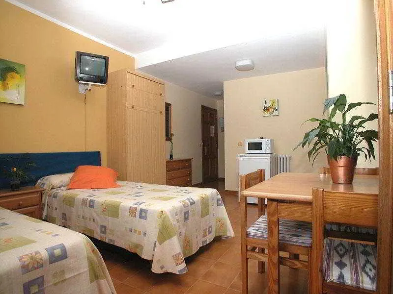 Apartamentos Ebusus Santa Eularia des Riu 0*,  Spain