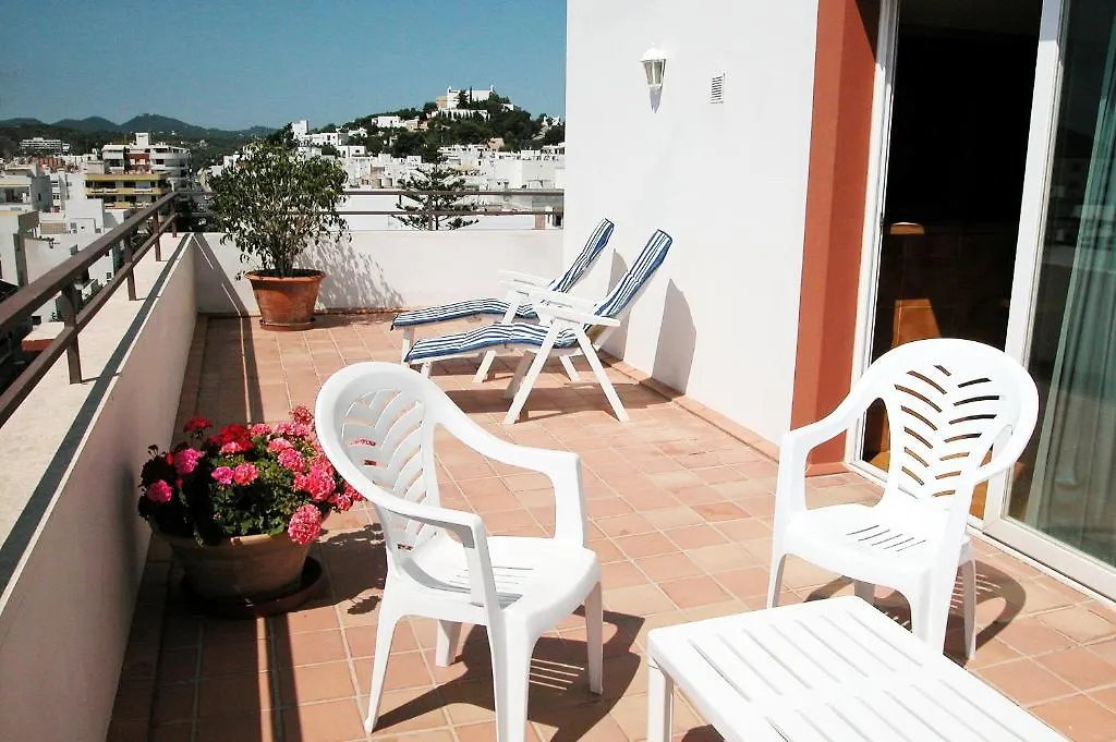 Apartamentos Ebusus Santa Eularia des Riu Apartment